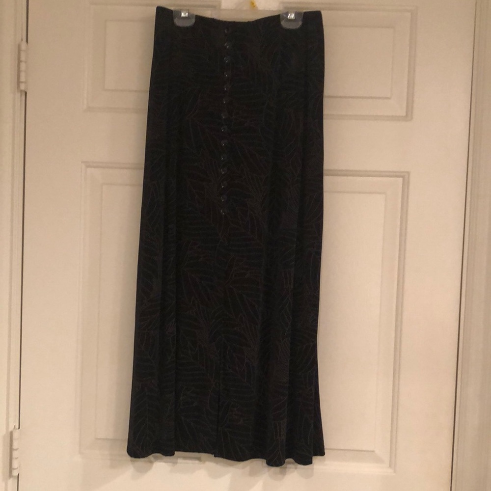 Printed Thin Brown Designed, Black Skirt